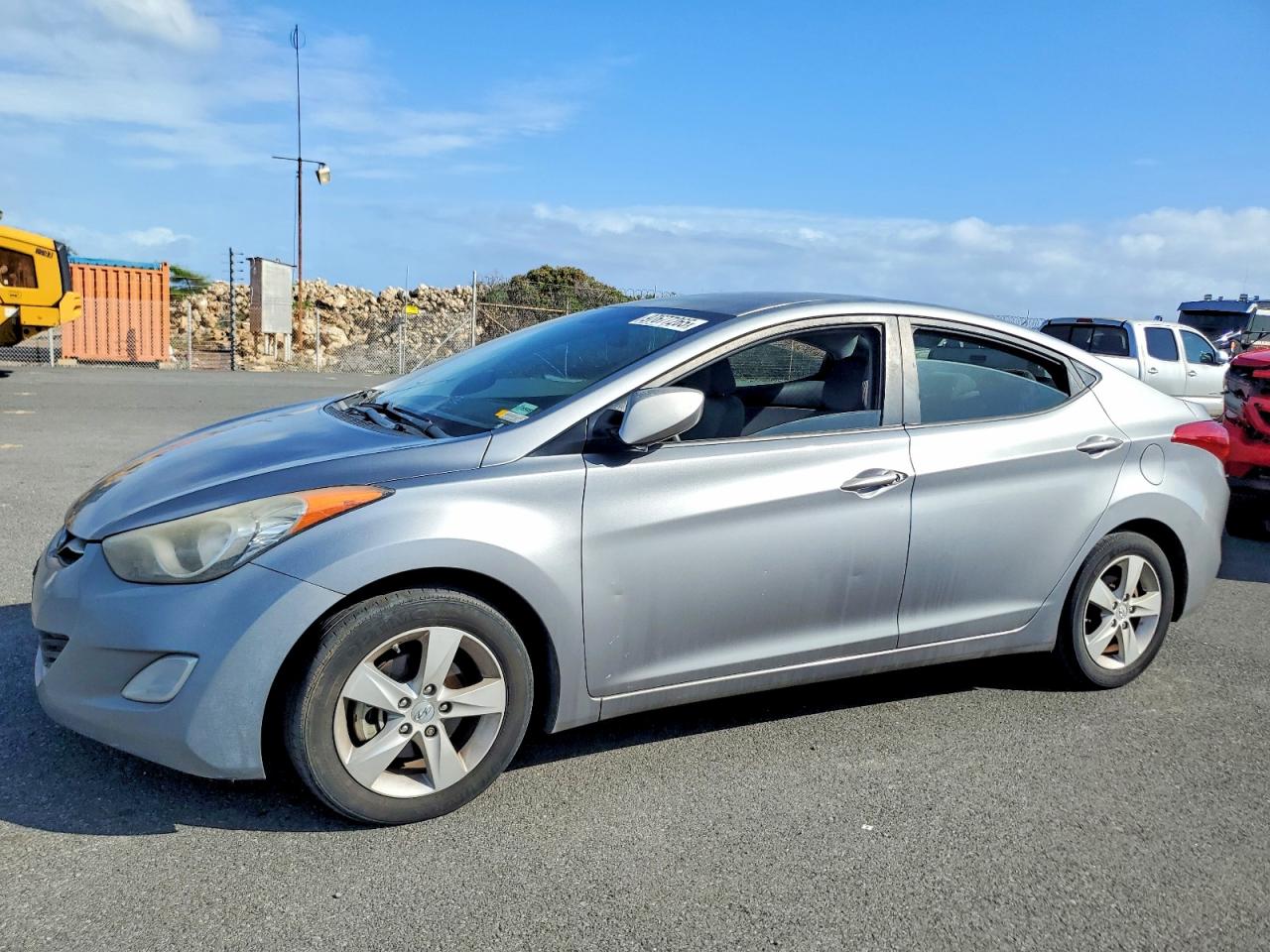 HYUNDAI ELANTRA 2013