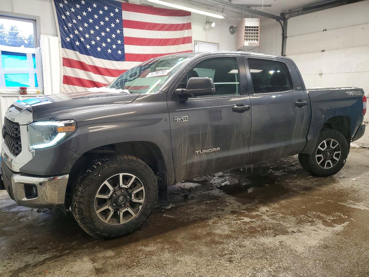 TOYOTA TUNDRA 2019
