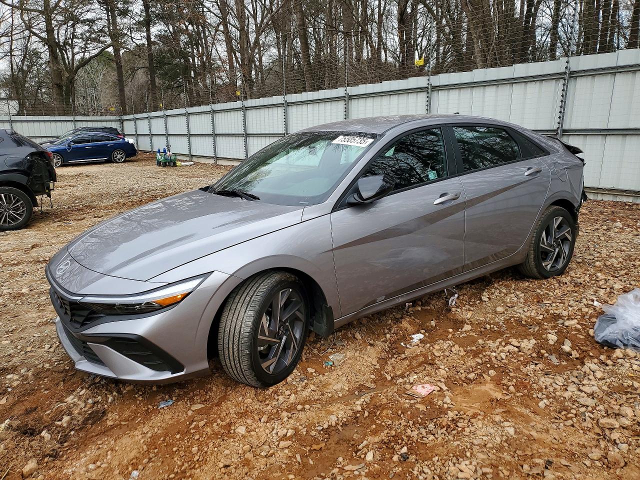 HYUNDAI ELANTRA 2025