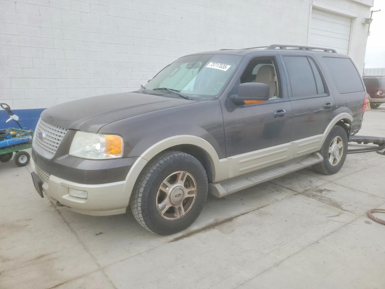 FORD EXPEDITION 2005