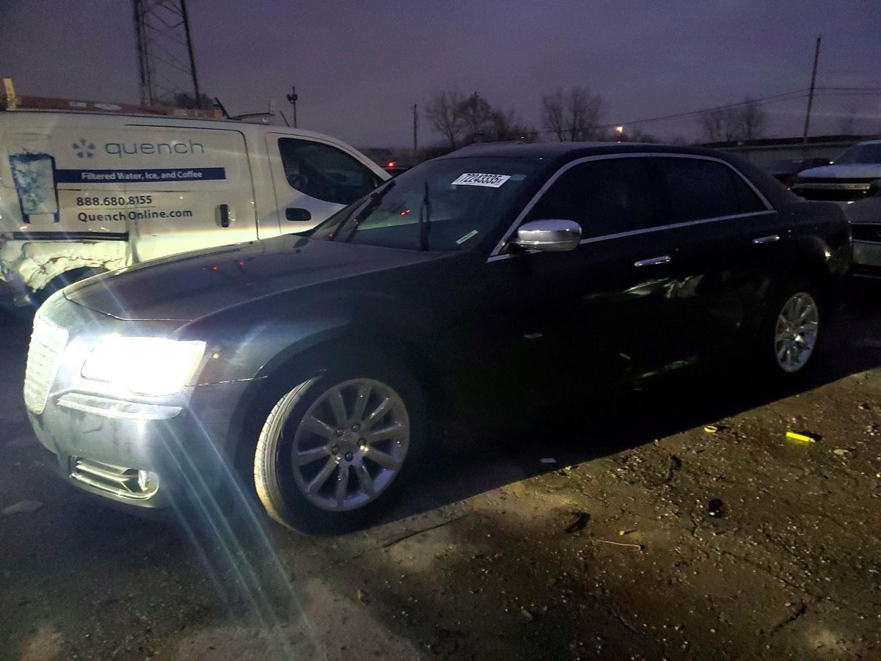 CHRYSLER 300 2012