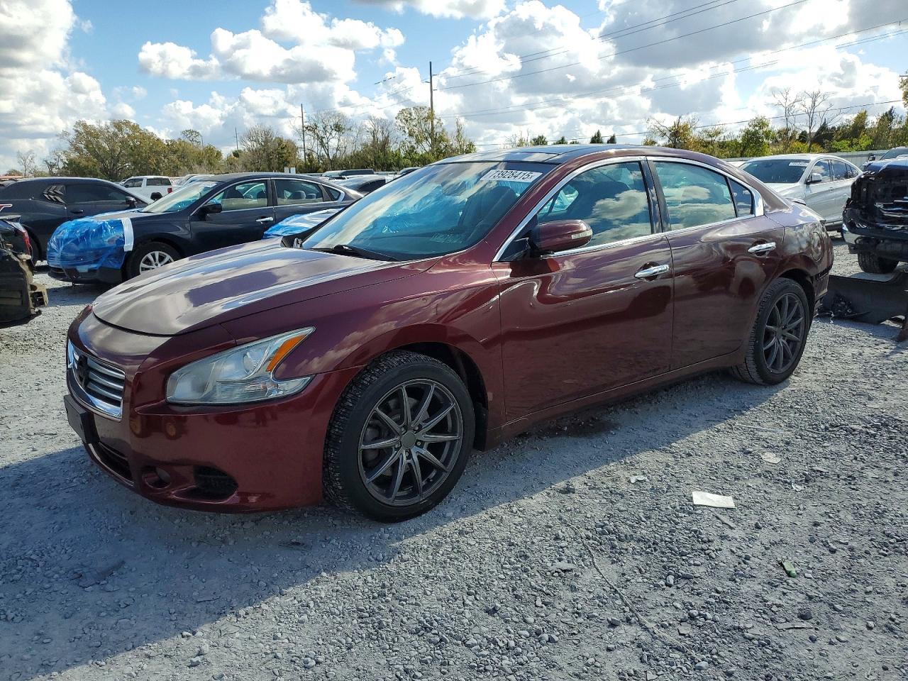 NISSAN MAXIMA 2013