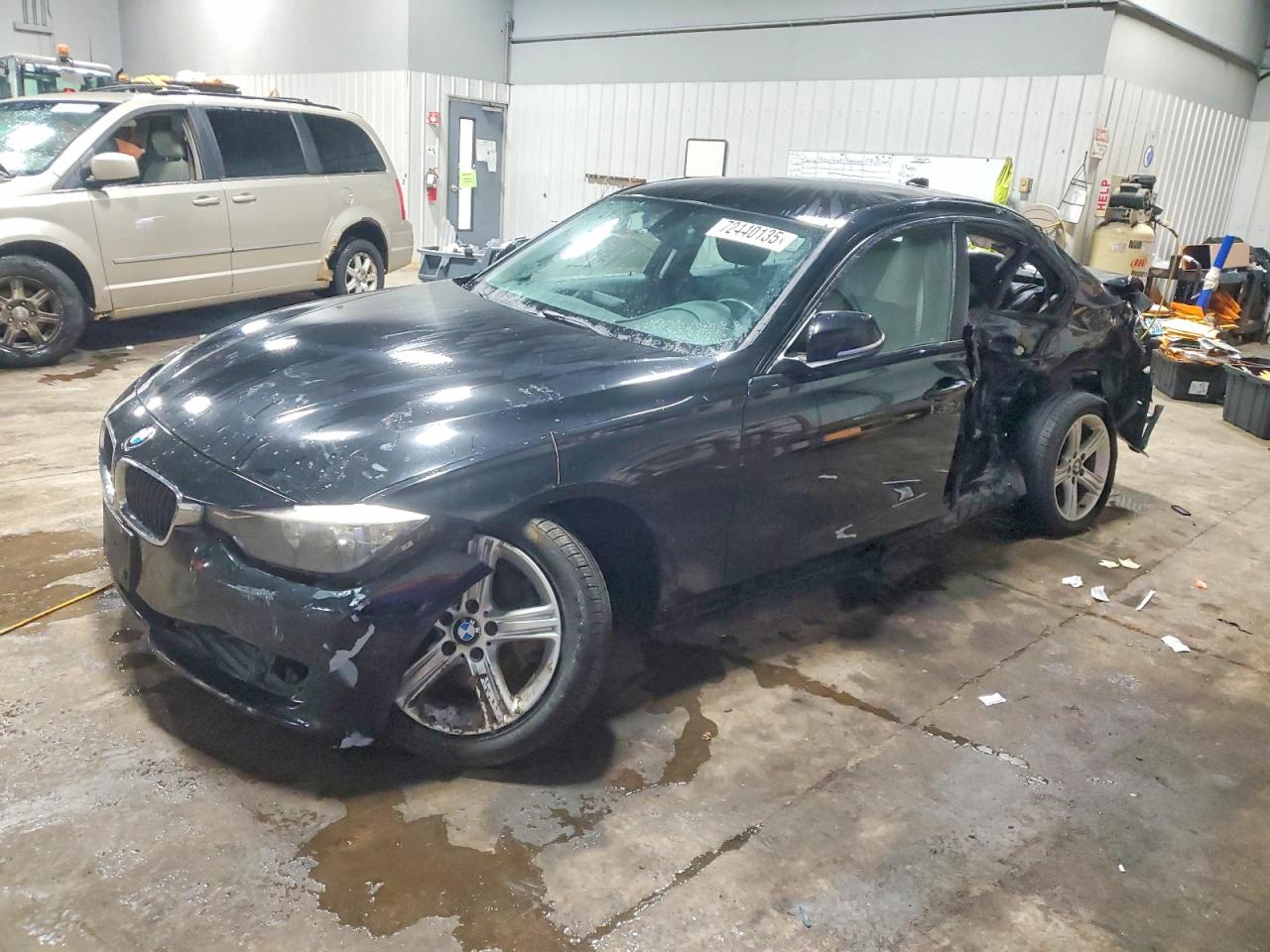 BMW 320 2013