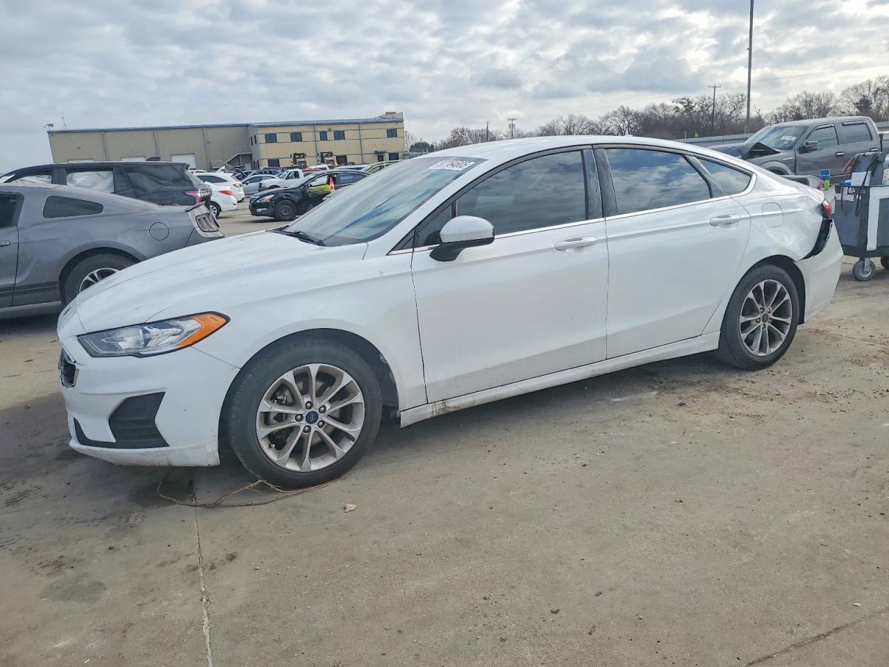 FORD FUSION 2020