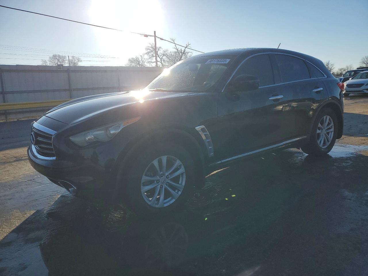 INFINITI FX35 2012