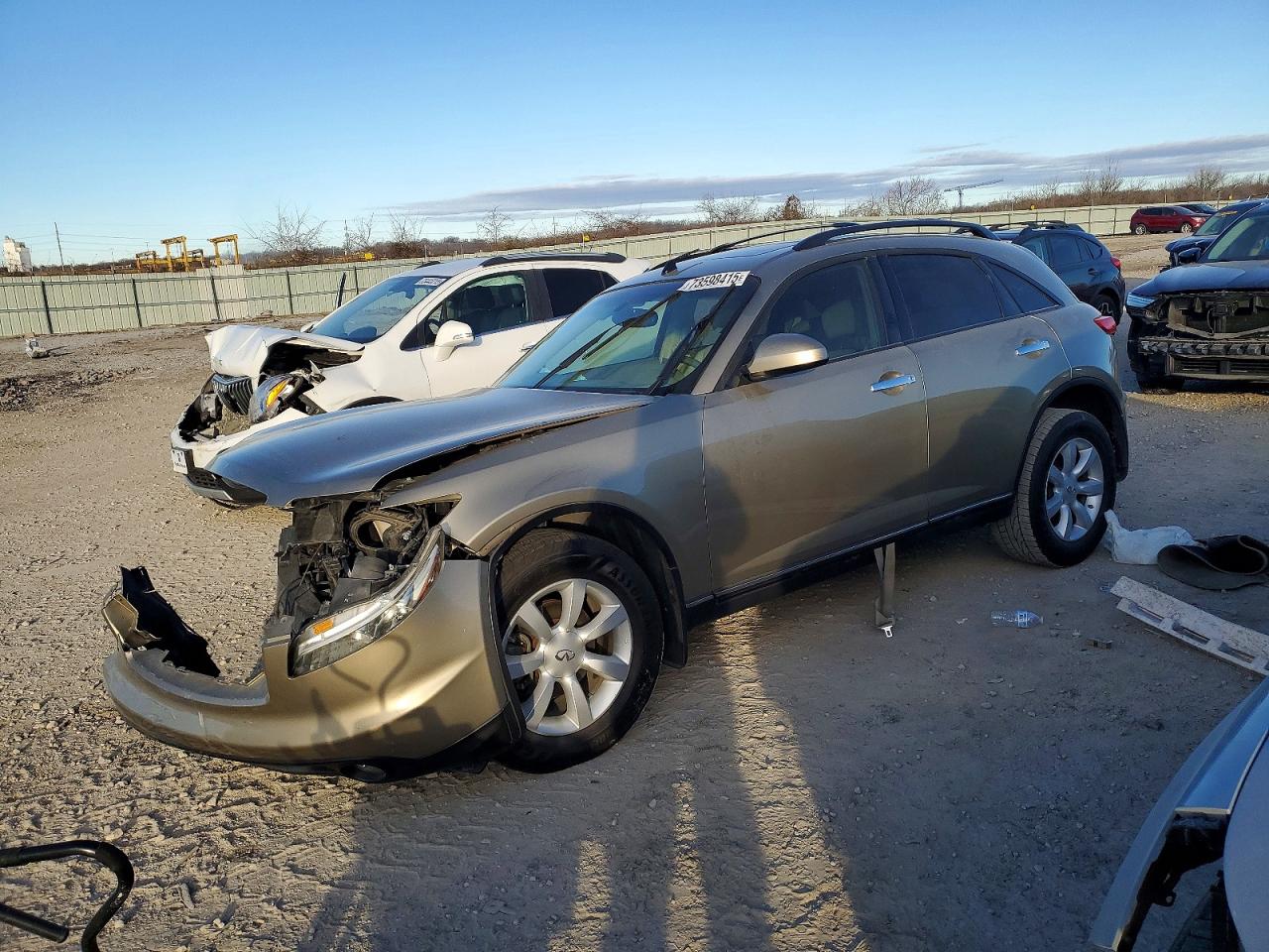 INFINITI FX35 2005