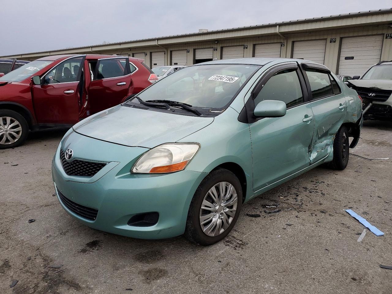 TOYOTA YARIS 2009