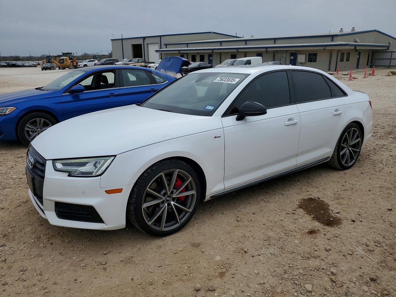 AUDI A4 2018