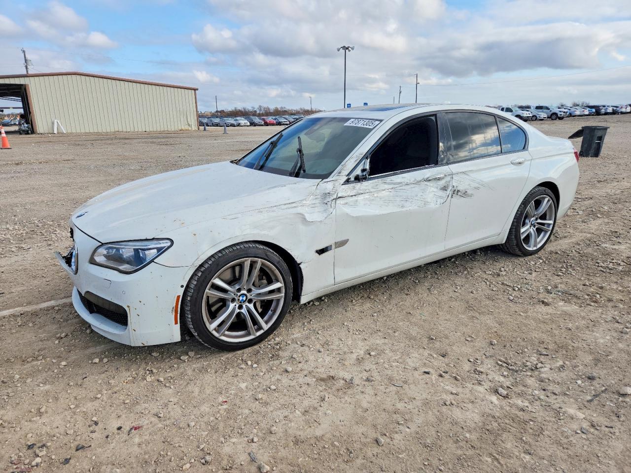 BMW 750 2014
