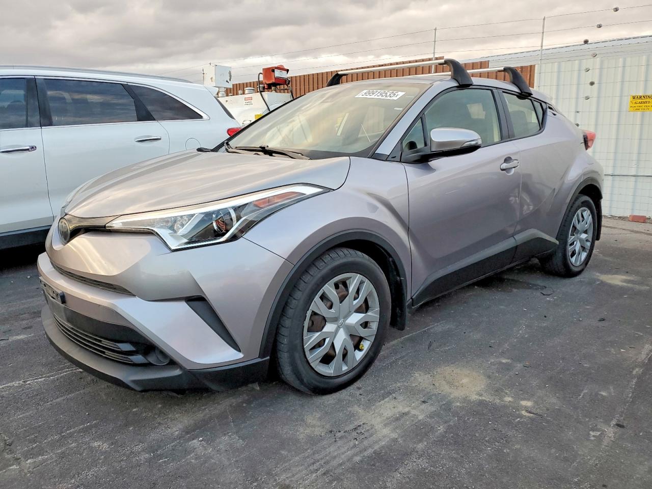 TOYOTA C-HR XLE 2019