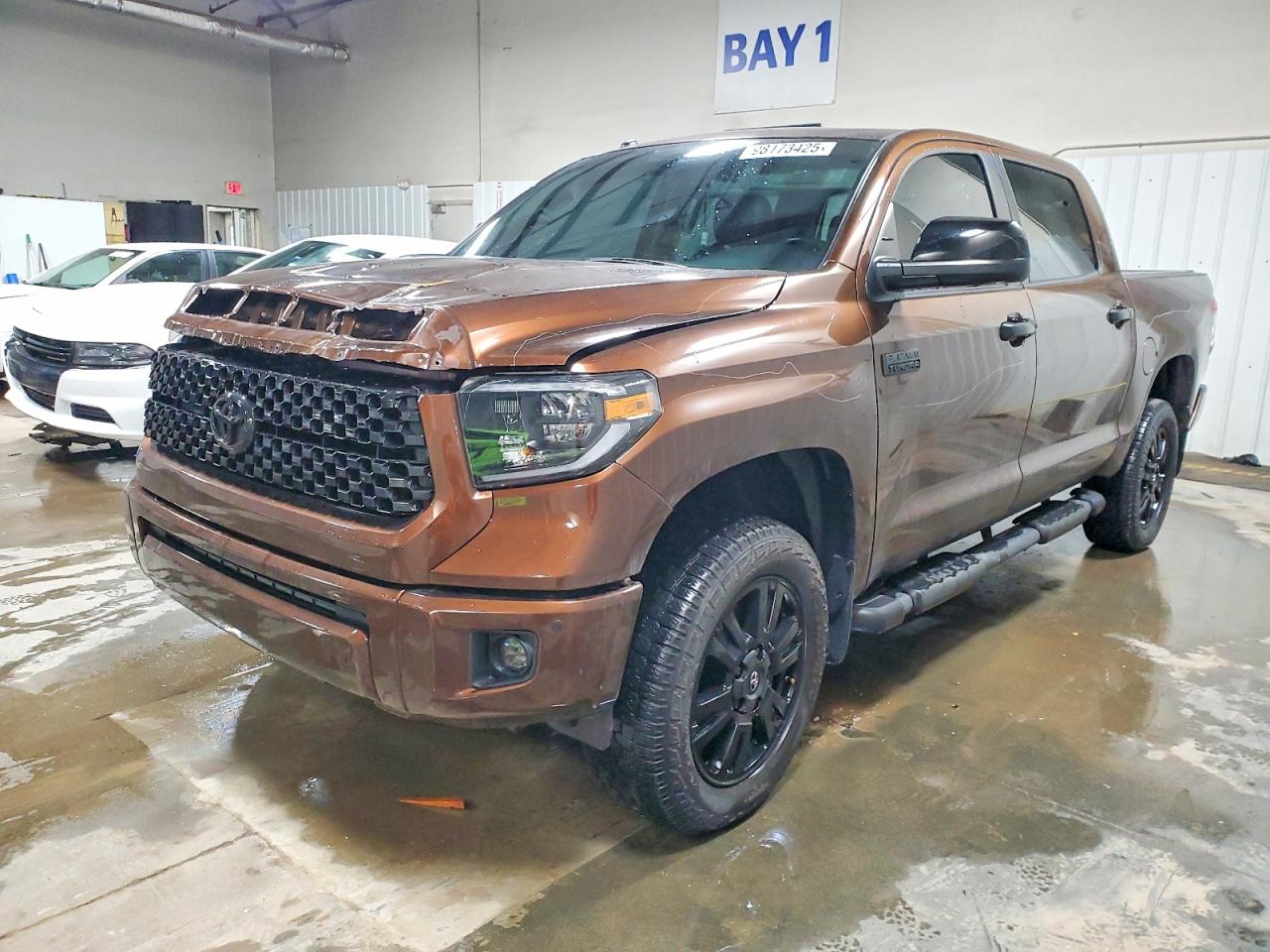 TOYOTA TUNDRA CRE 2014