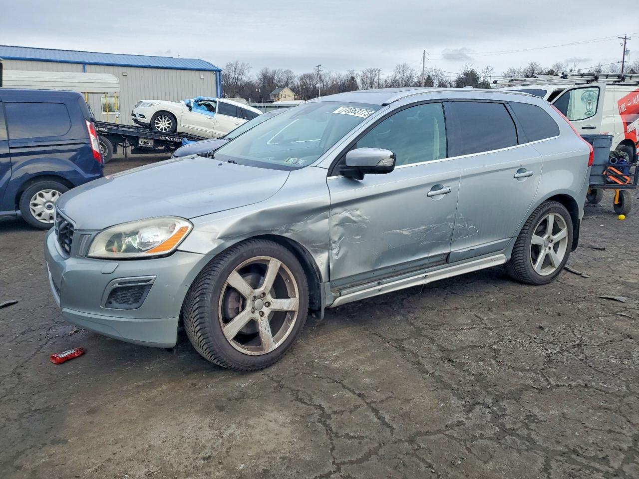 VOLVO XC60 3.2 2011