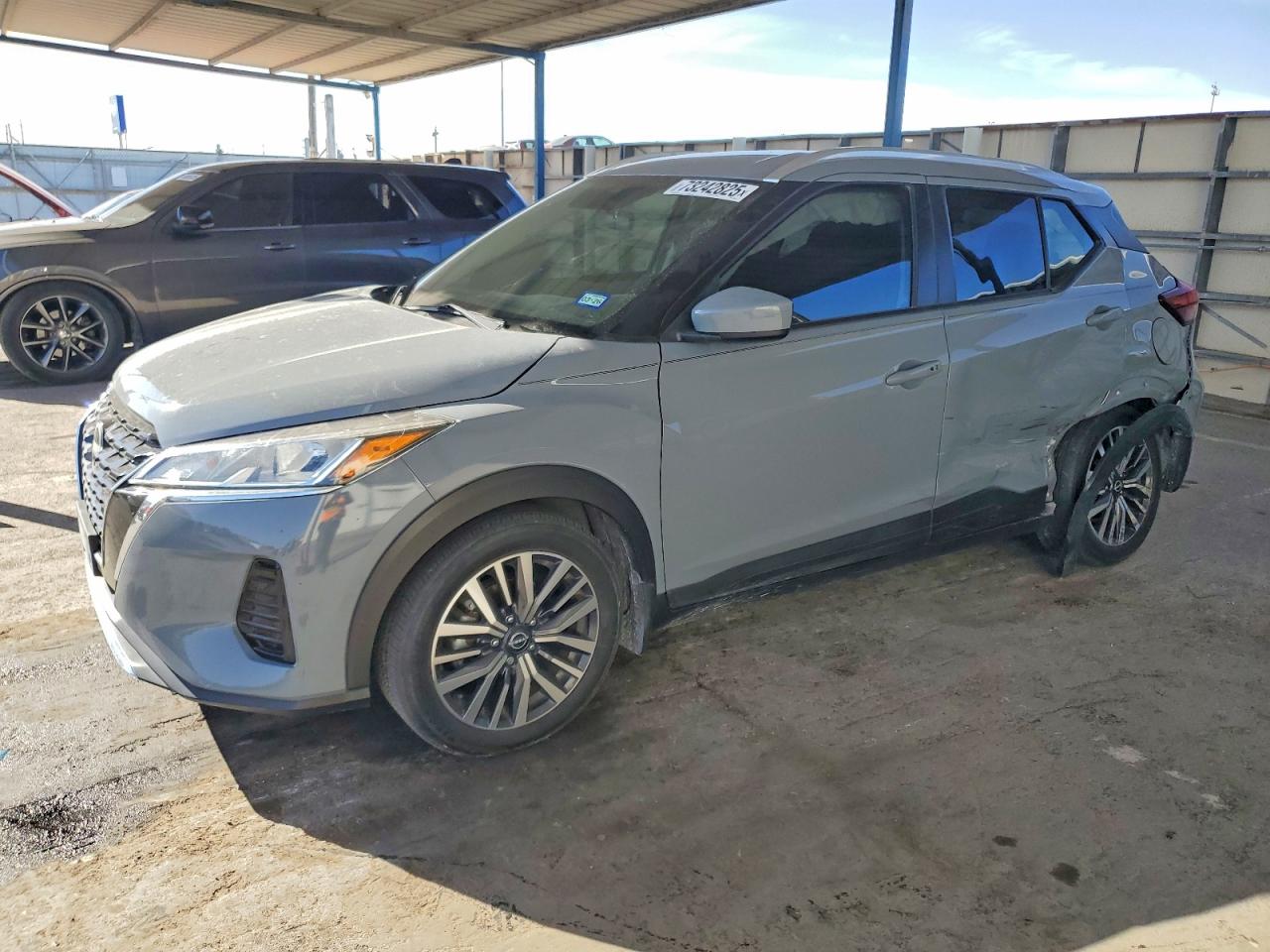 NISSAN KICKS 2023