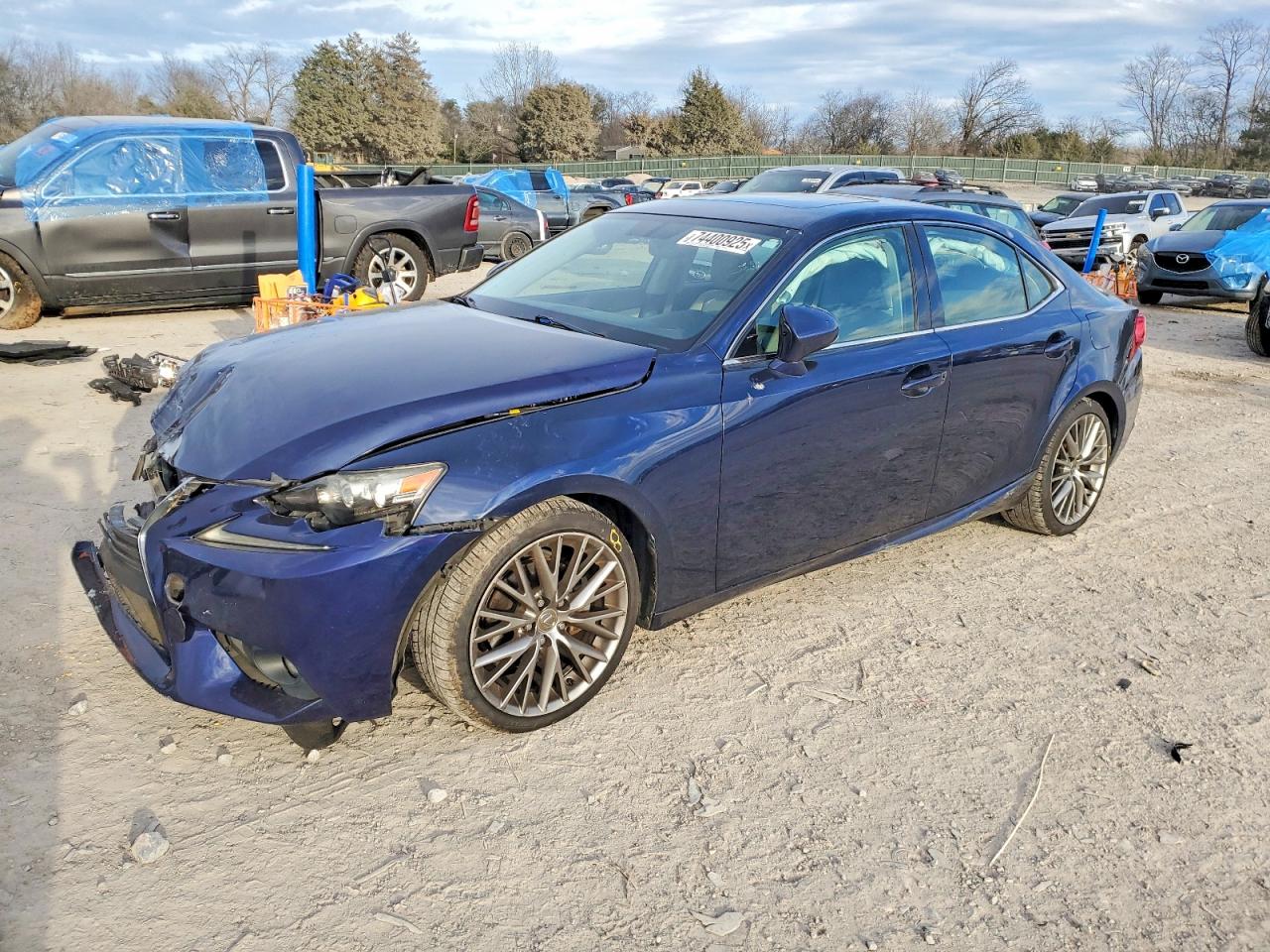 LEXUS IS 2015
