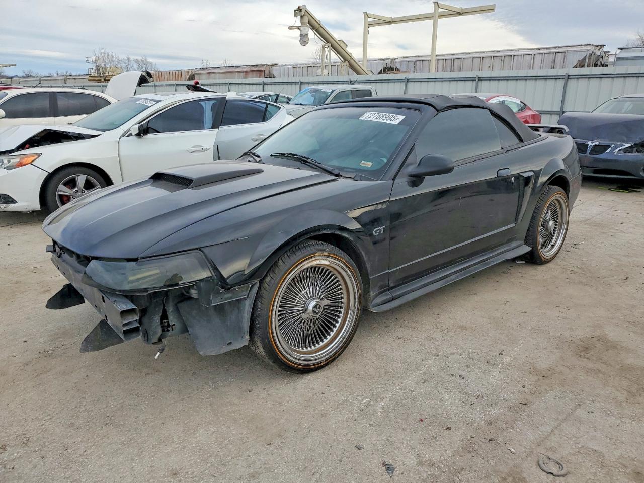 FORD MUSTANG 2004
