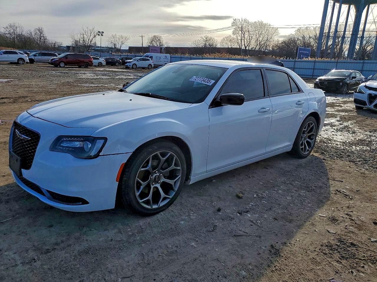 CHRYSLER 300 2018