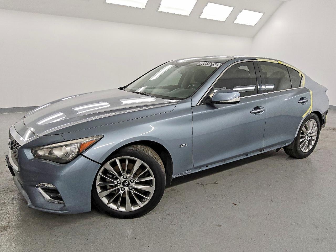 INFINITI Q50 PURE 2020