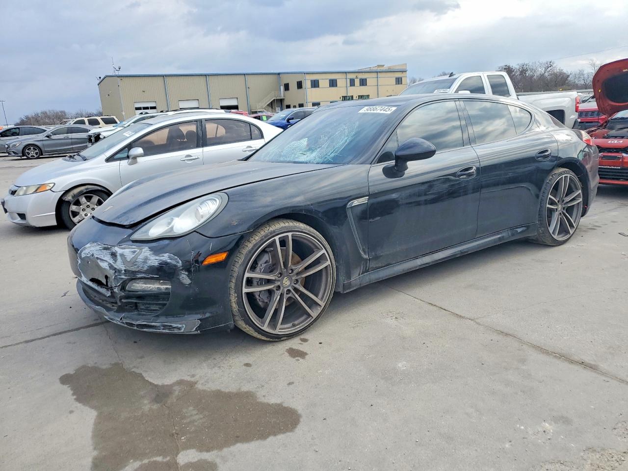 PORSCHE PANAMERA 2011