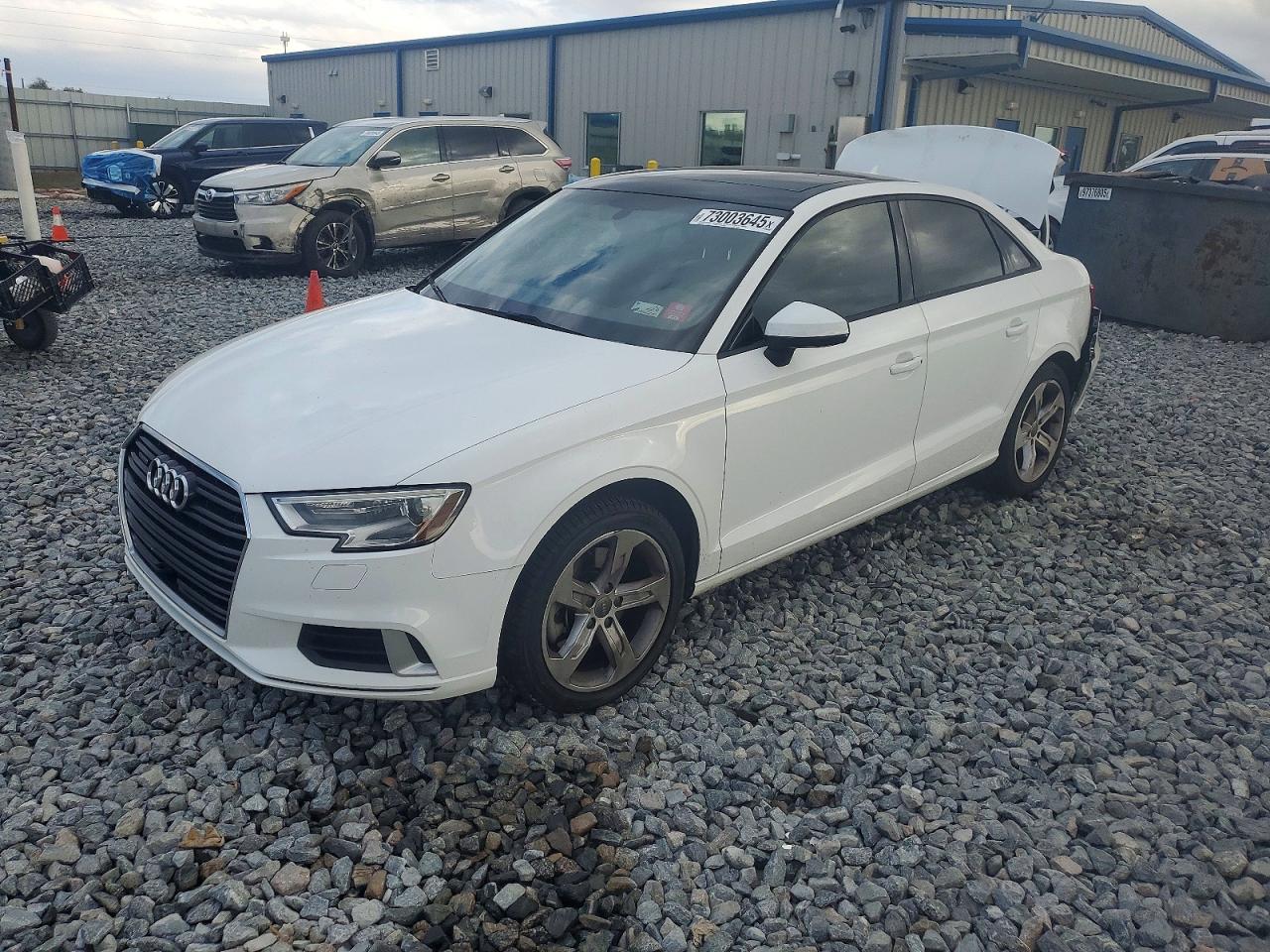 AUDI A3 PREMIUM 2017