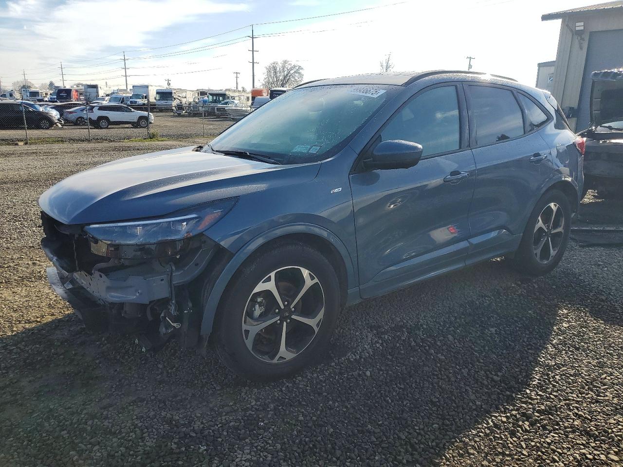 FORD ESCAPE 2023