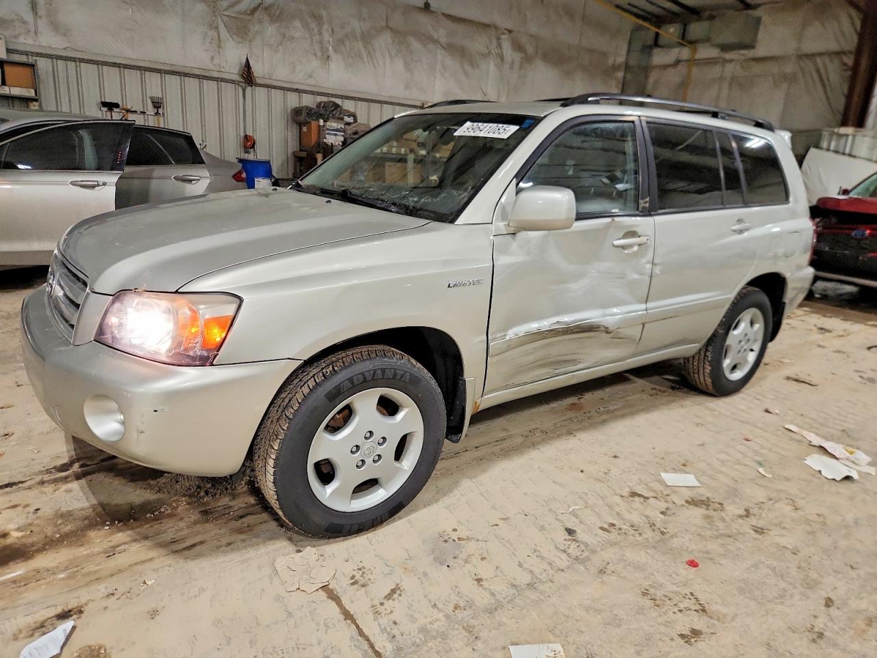 TOYOTA HIGHLANDER 2004