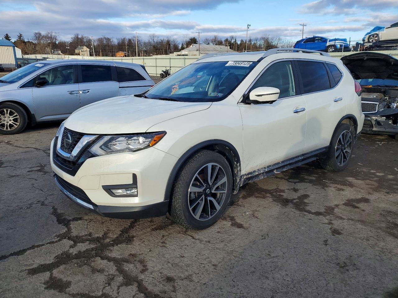 NISSAN ROGUE 2019
