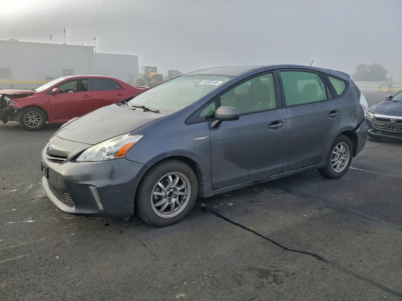 TOYOTA PRIUS V 2014