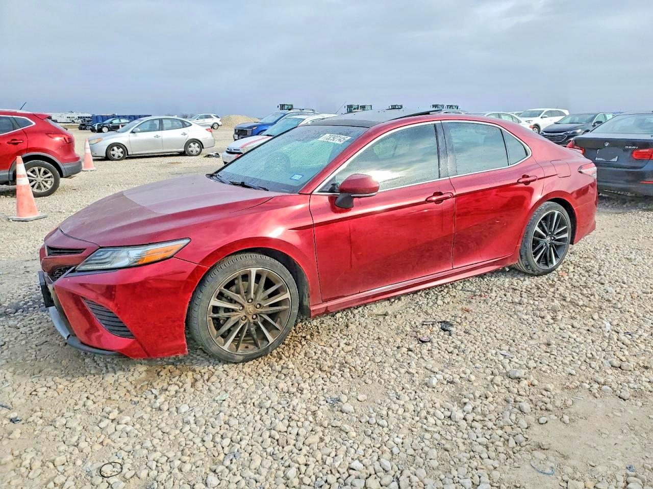 TOYOTA CAMRY 2018