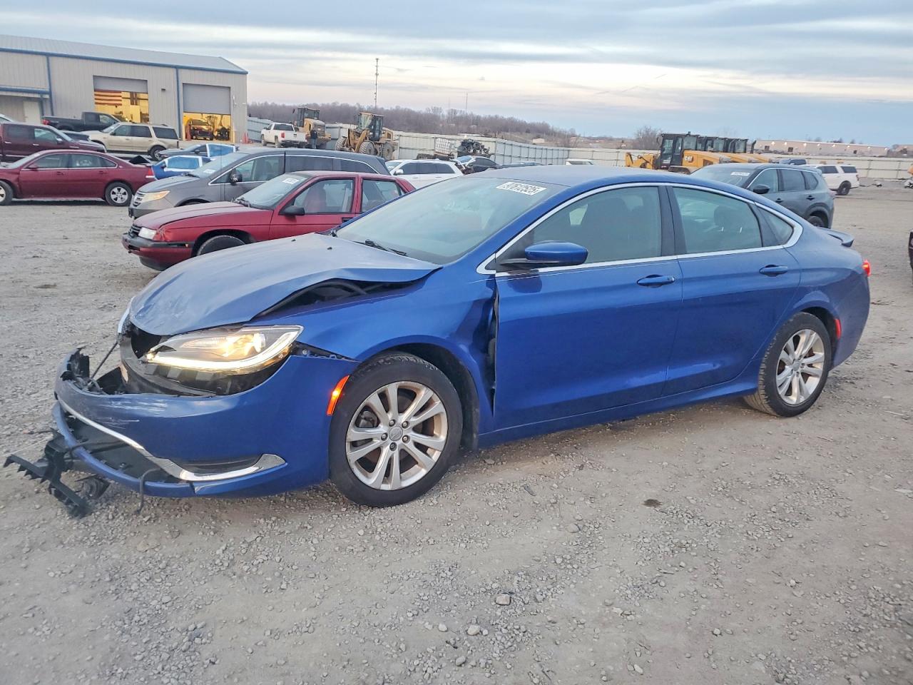 CHRYSLER 200 2015