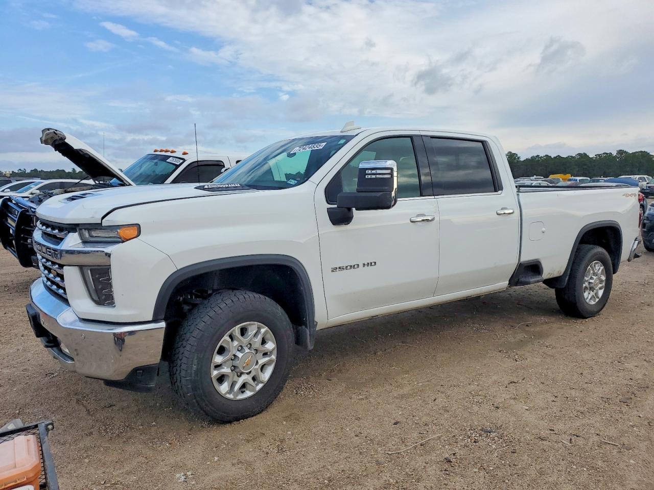 CHEVROLET SILVERADO 2021