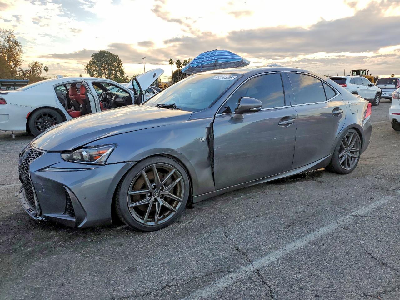 LEXUS IS 2018