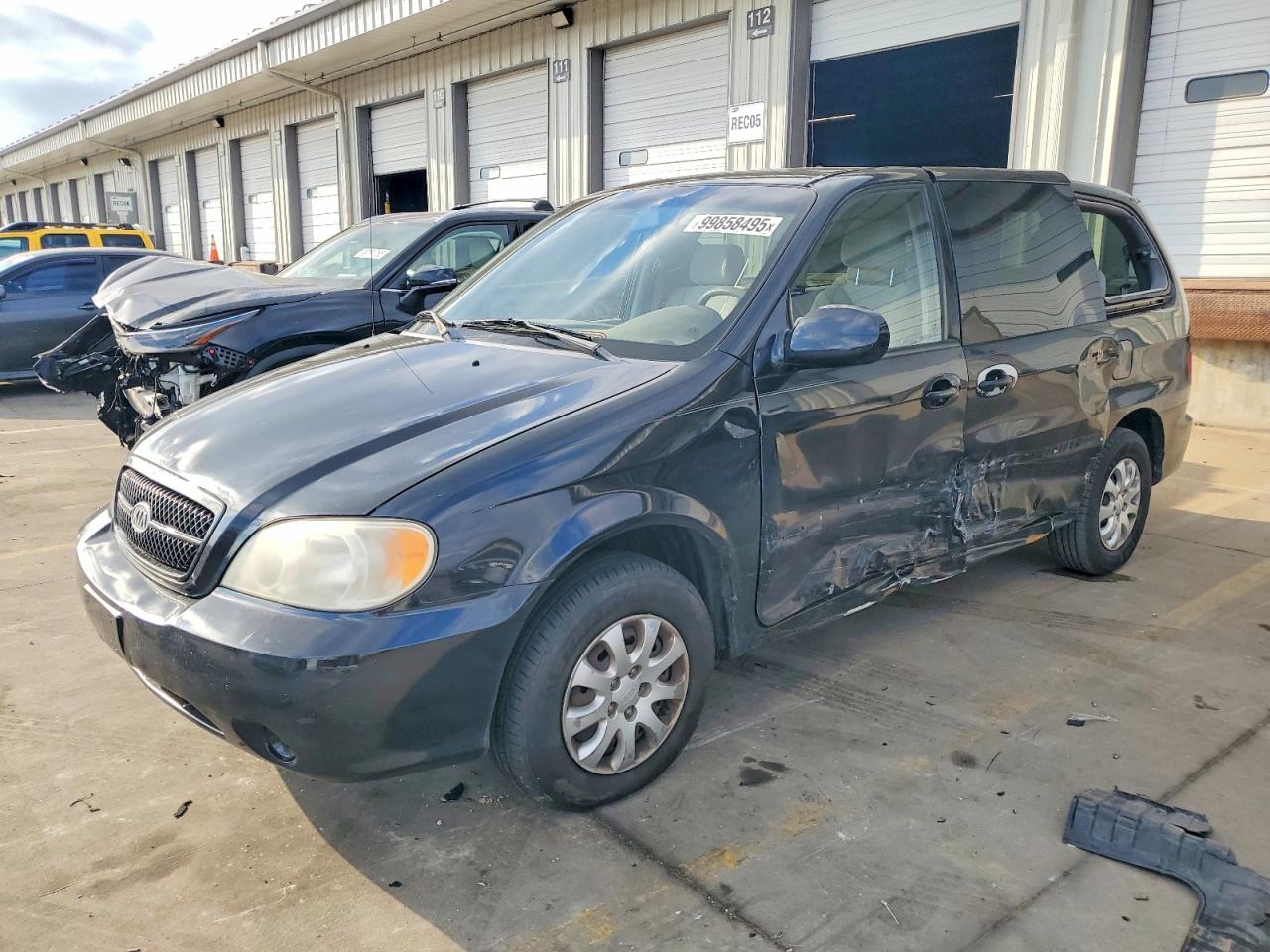 KIA SEDONA 2004