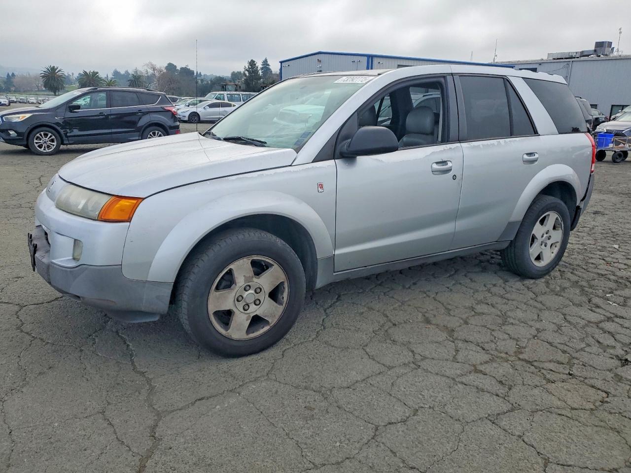 SATURN VUE 2004