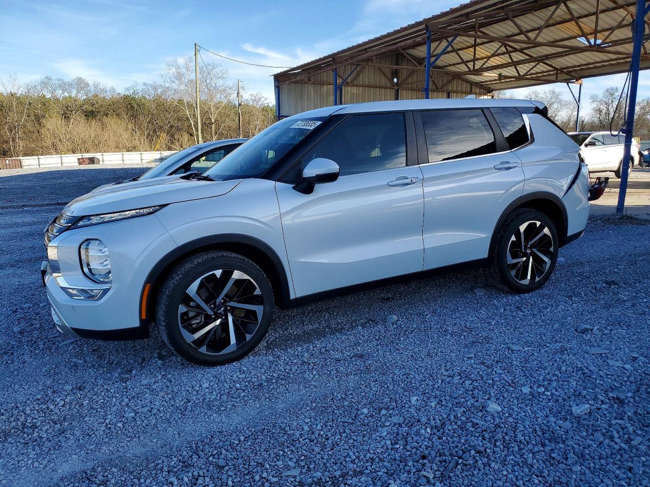 MITSUBISHI OUTLANDER 2024