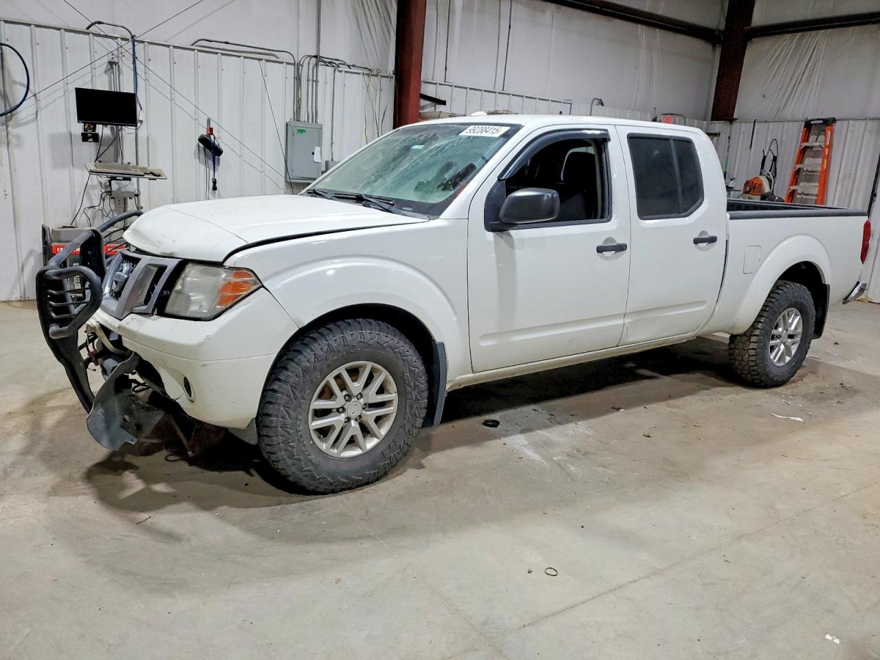 NISSAN FRONTIER 2014