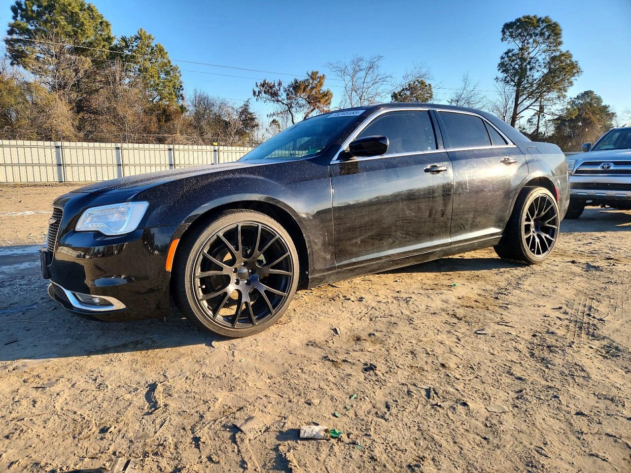 CHRYSLER 300 2019