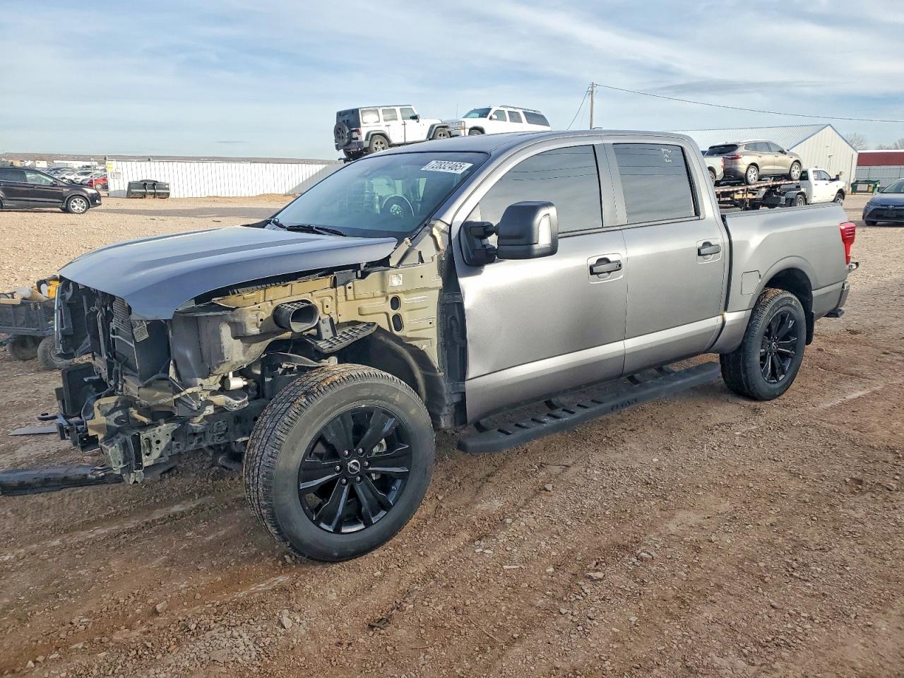 NISSAN TITAN 2024
