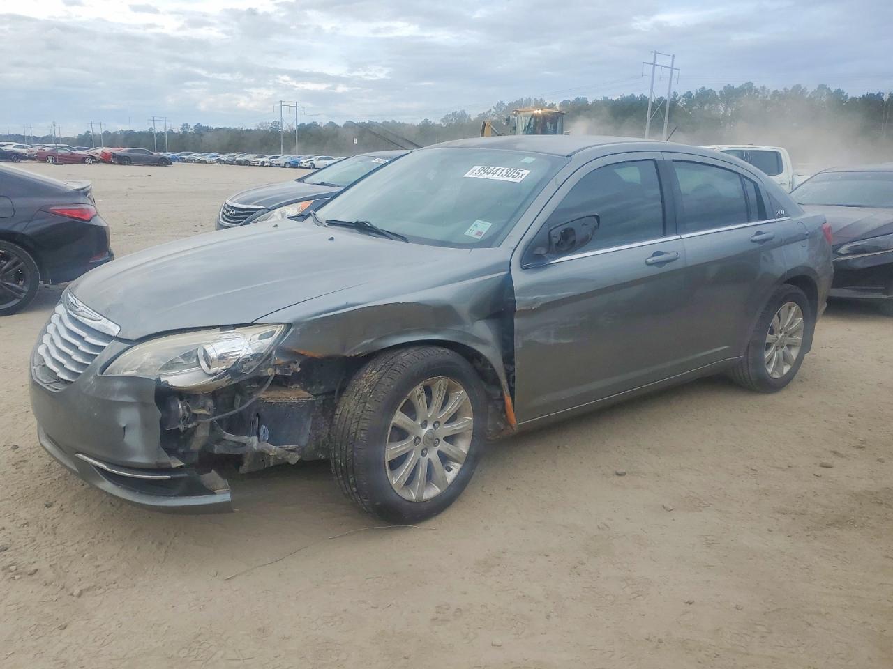 CHRYSLER 200 2013