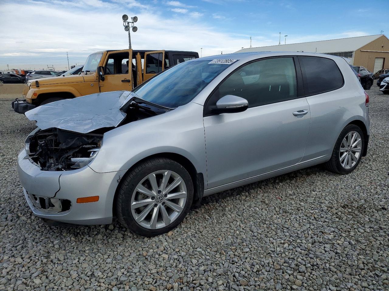 VOLKSWAGEN GOLF 2013