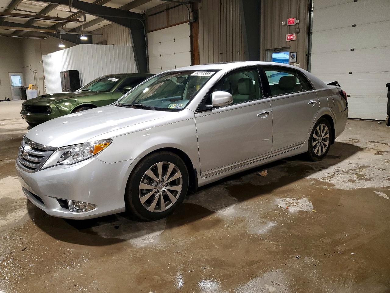 TOYOTA AVALON BAS 2012
