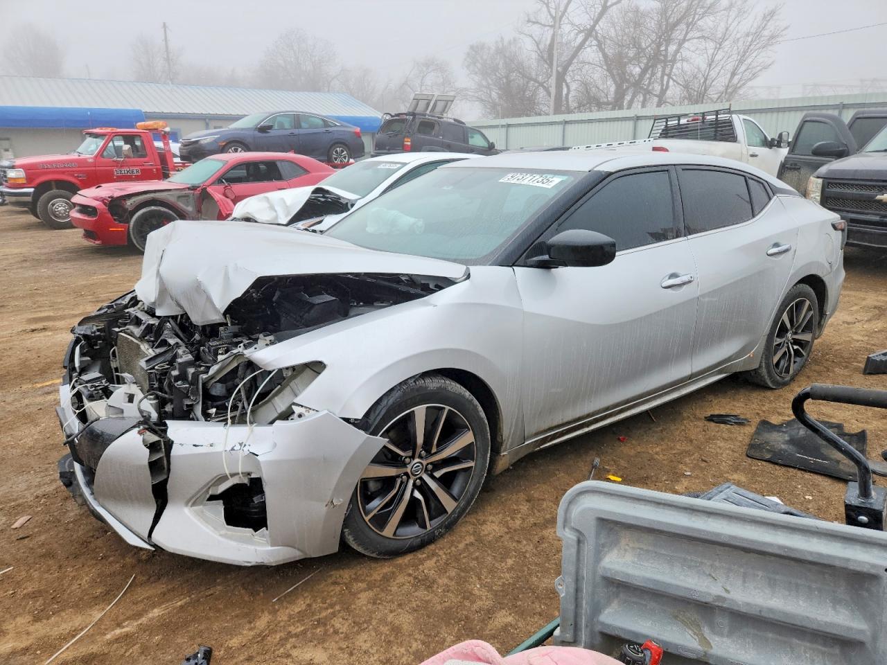 NISSAN MAXIMA 2019