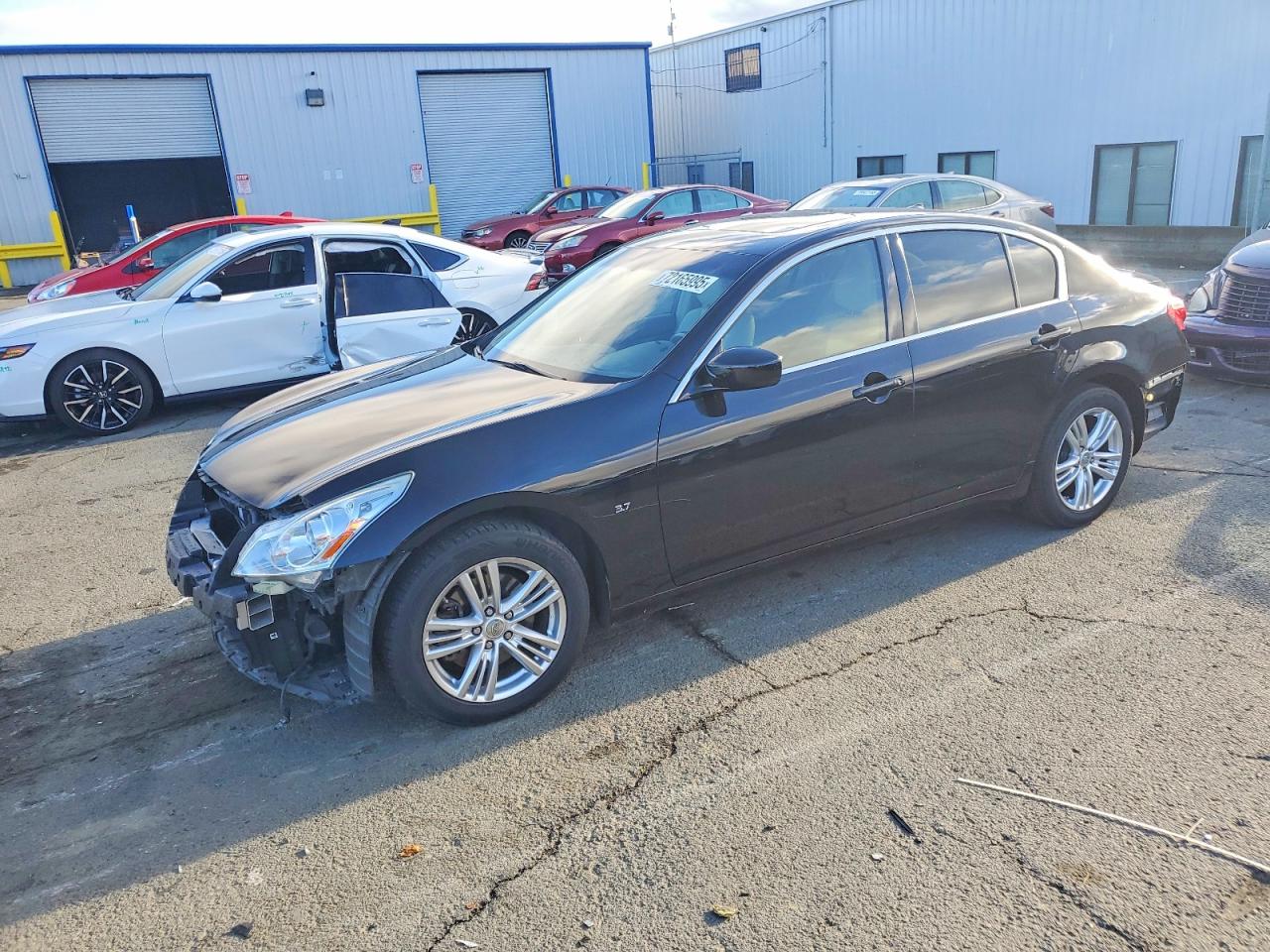 INFINITI Q40 2015