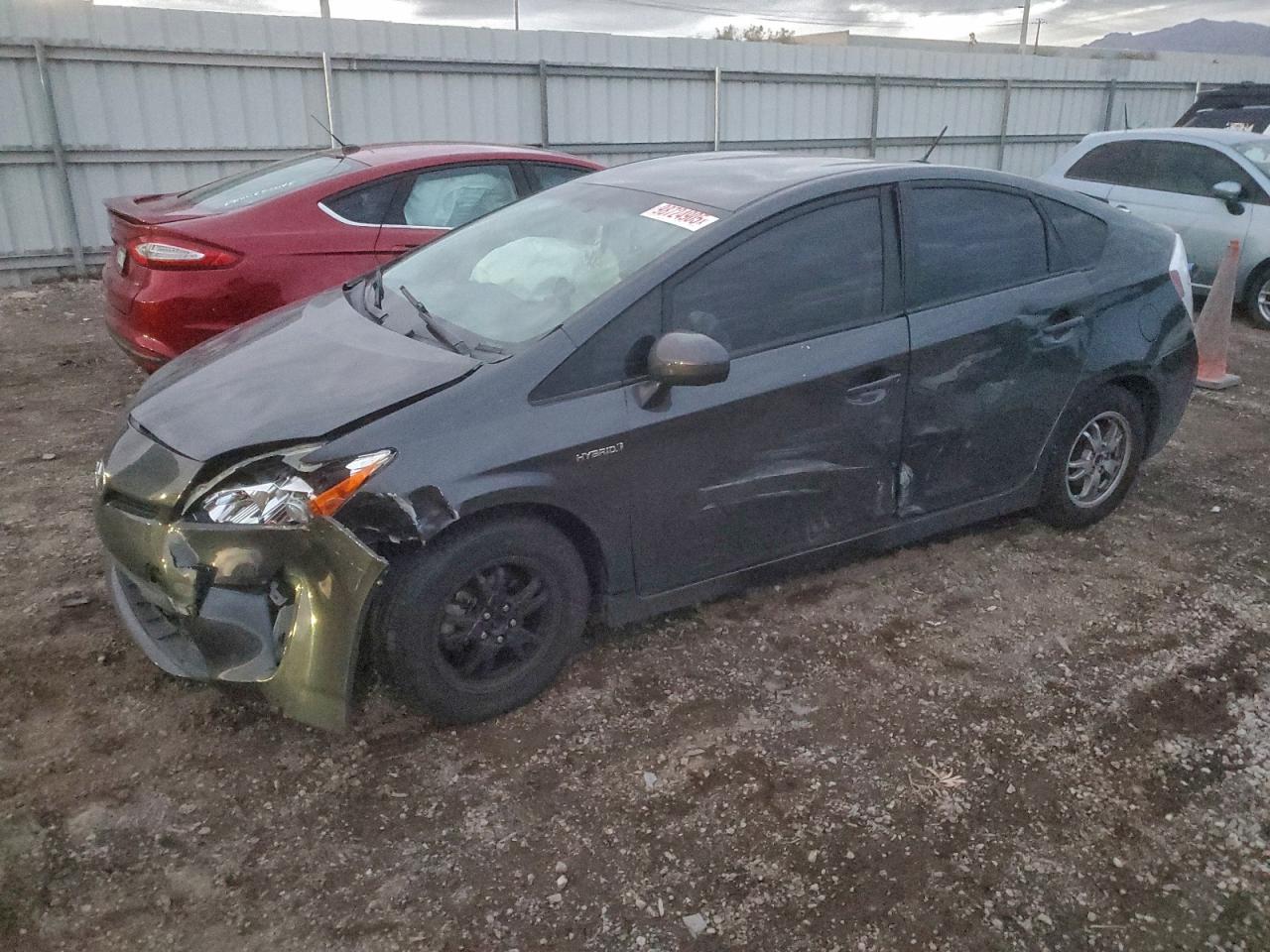TOYOTA PRIUS 2014