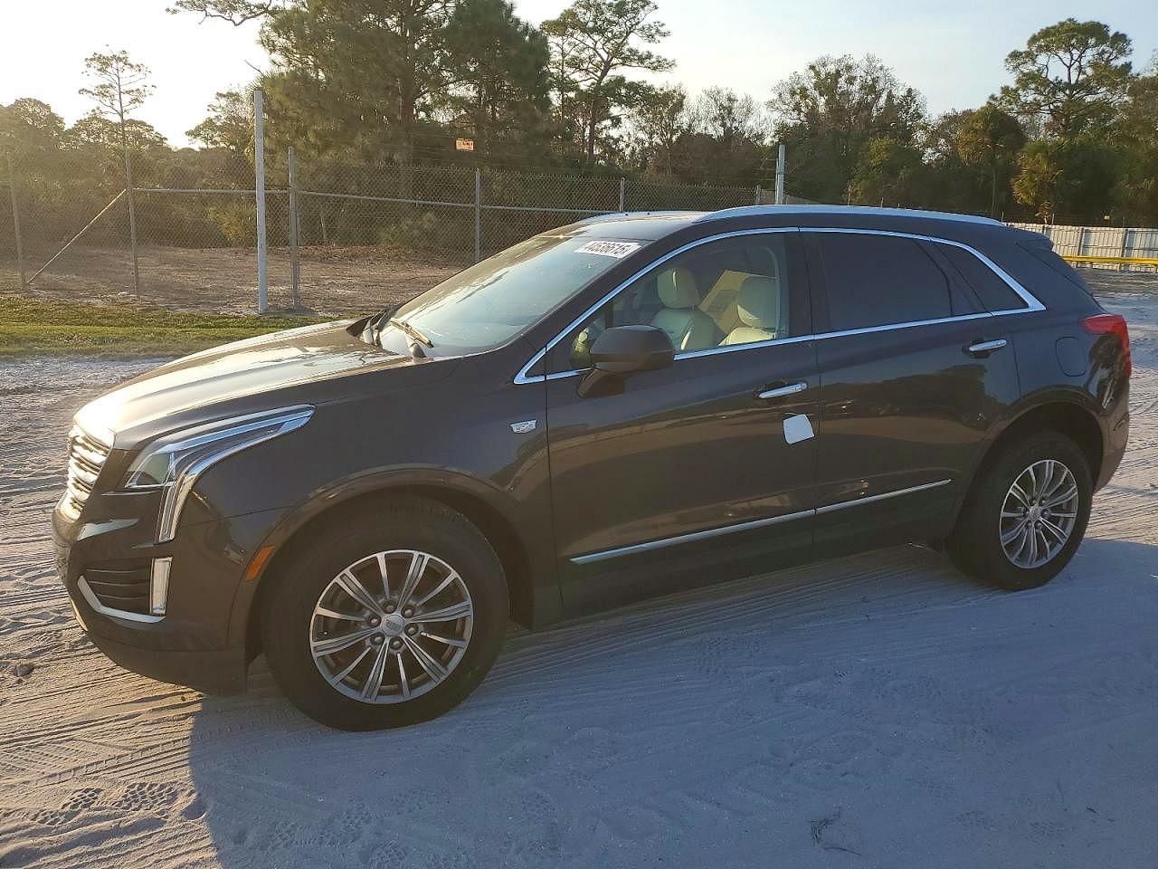 CADILLAC XT5 2017