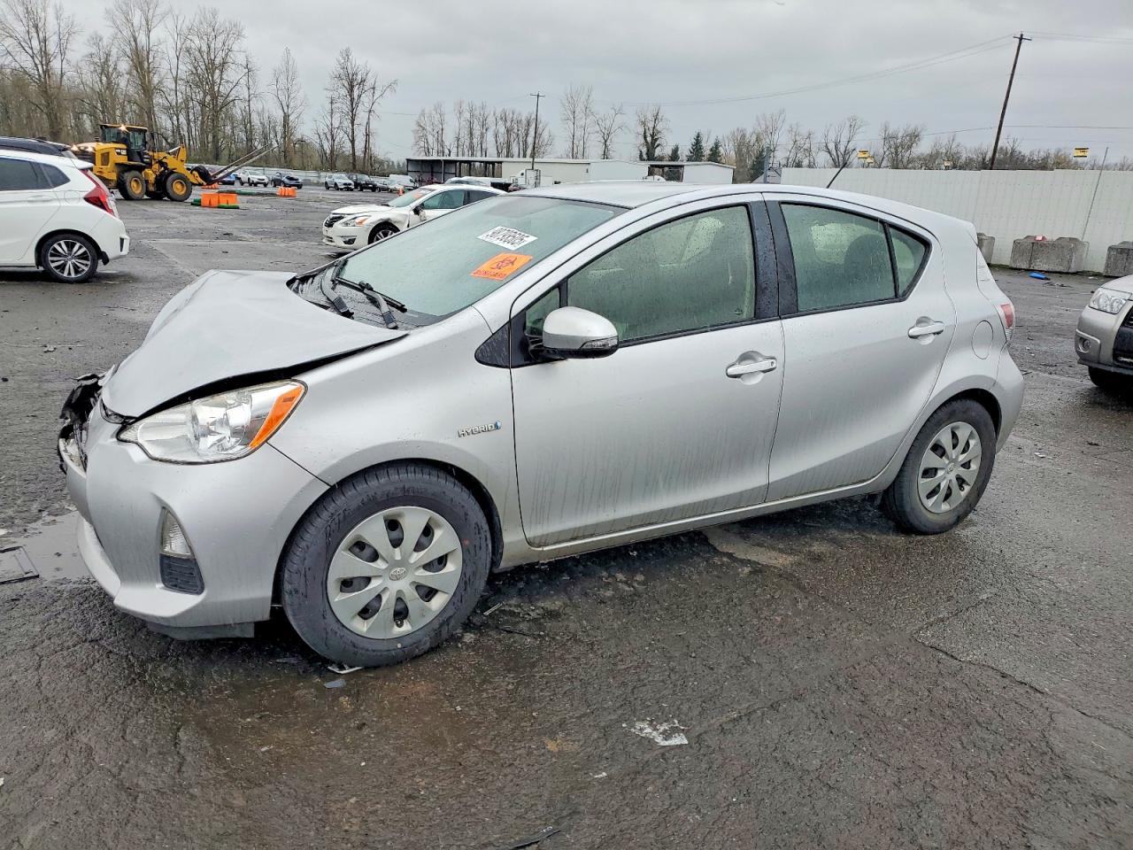 TOYOTA PRIUS C 2014