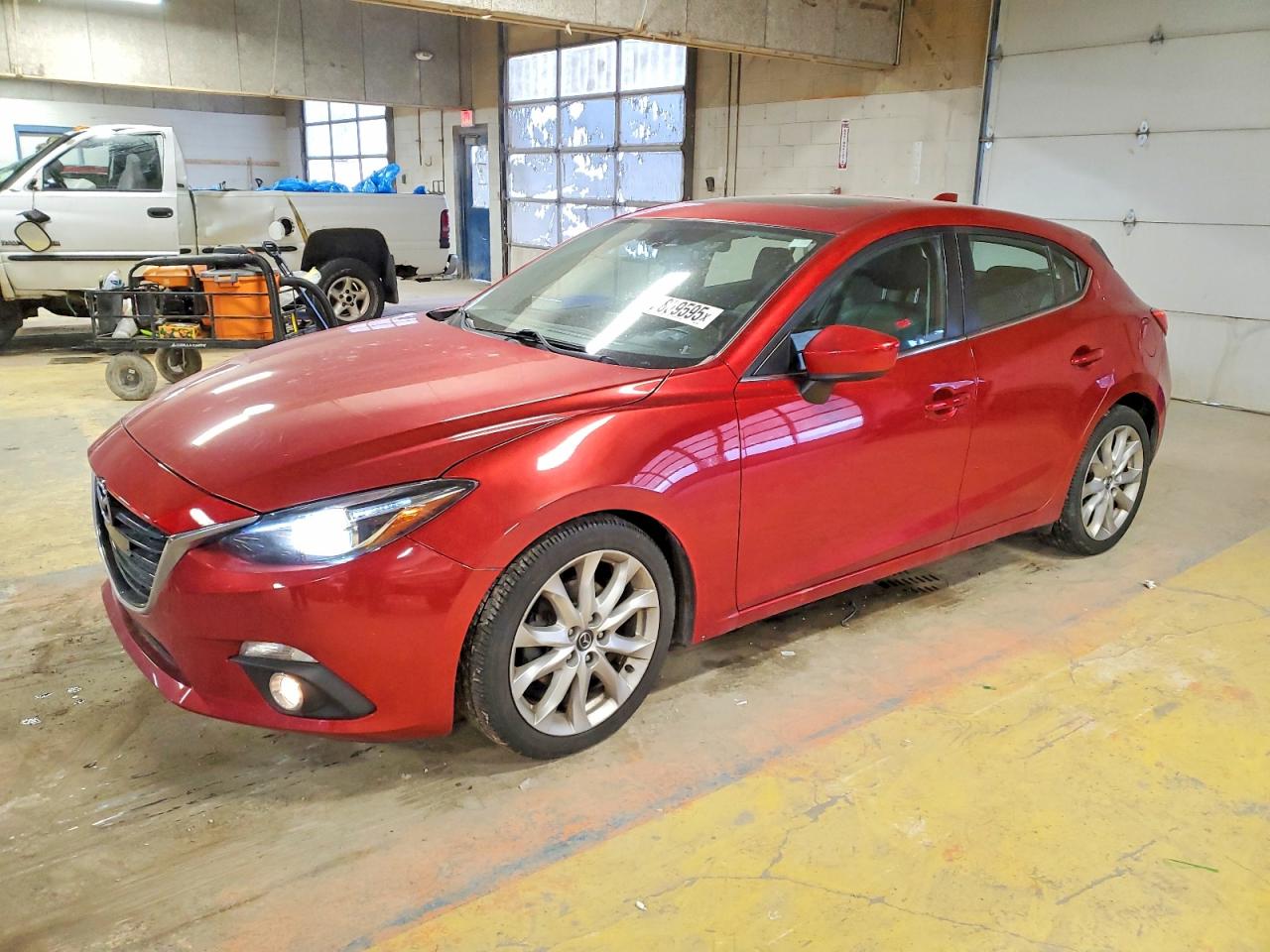 MAZDA 3 2015