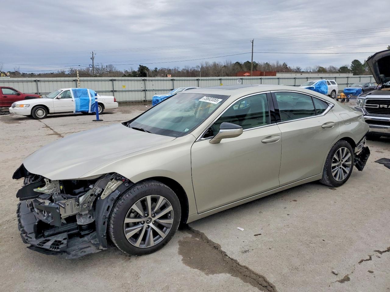 LEXUS ES 2020