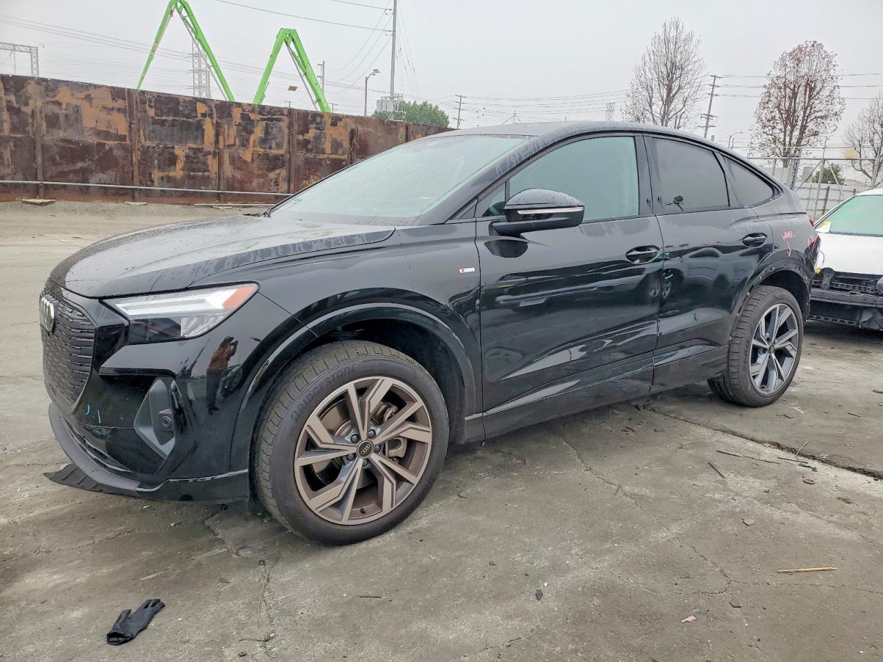 AUDI Q4 E-TRON 2024