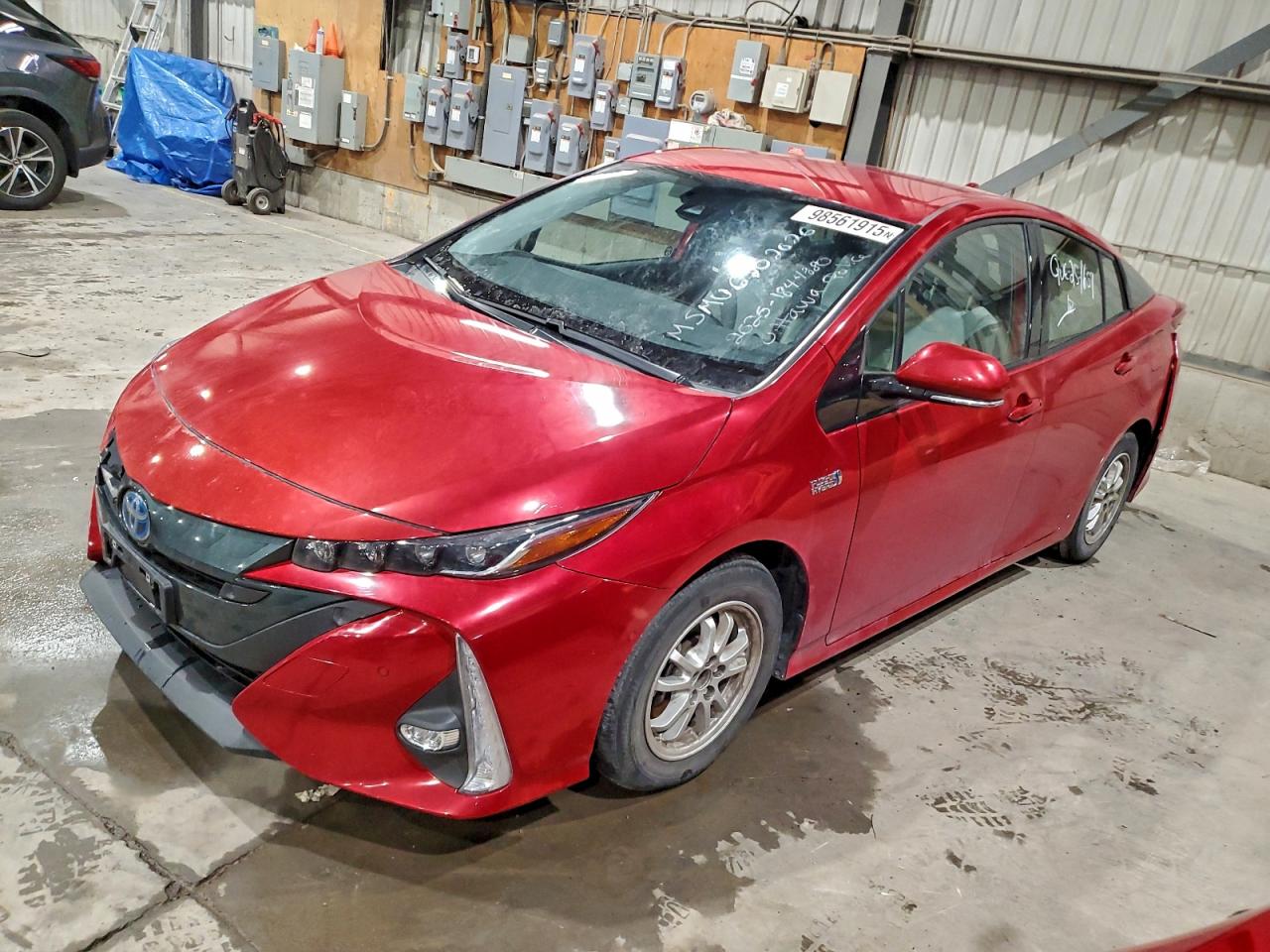 TOYOTA PRIUS PRIM 2020