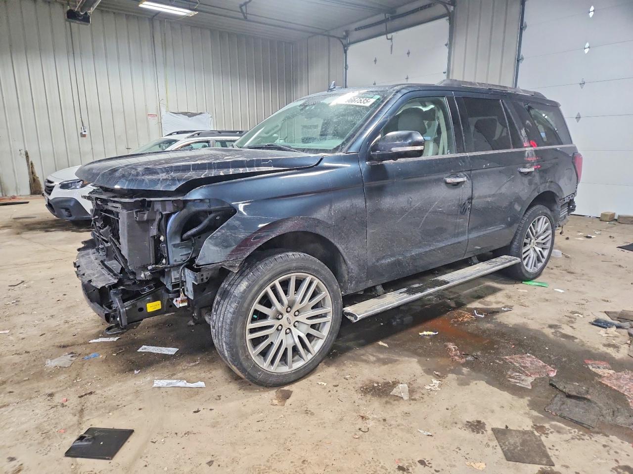 FORD EXPEDITION 2022